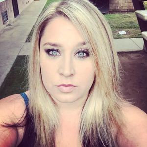 Meet your Posher, Coral